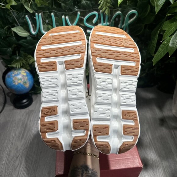 On Cloudtilt Pearl Ivory - Year of the Snake - Women 6 Sneakers 3MF10742143 - Picture 7 of 9